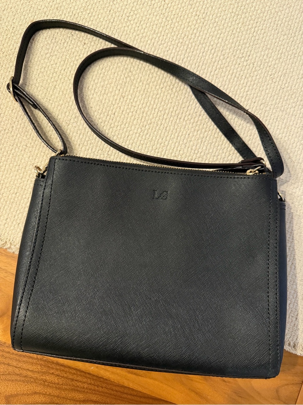 Lo & Sons Black Pearl Crossbody Saffiano Leather Bag